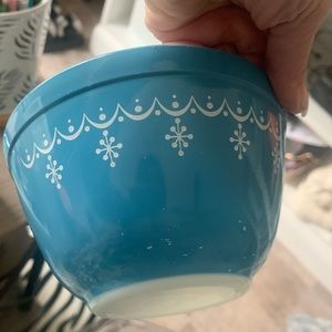 Vintage Pyrex 750ml Glass Mixing Batter Nesting Bowl, 3 1/2 x 5 1/2 Inches